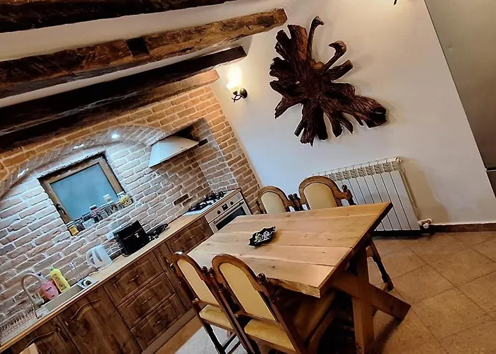 בית הארחה Conac Bistreanu 4*