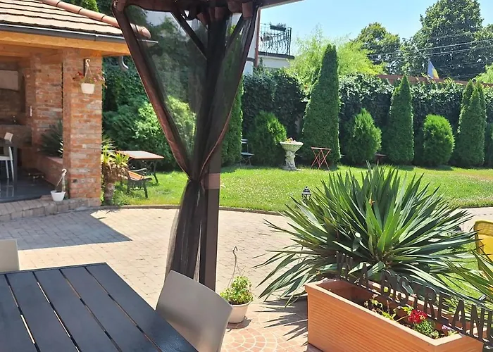 Conac Bistreanu בית הארחה אפורי סוד