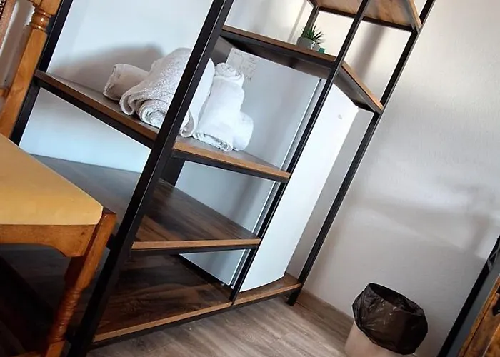 Conac Bistreanu אפורי סוד